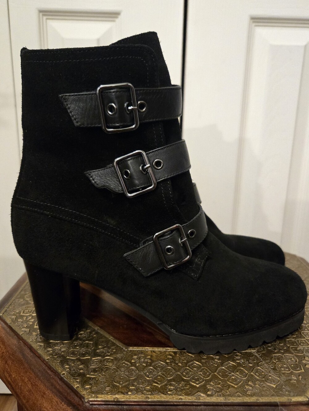 Blondo Boots Size 9